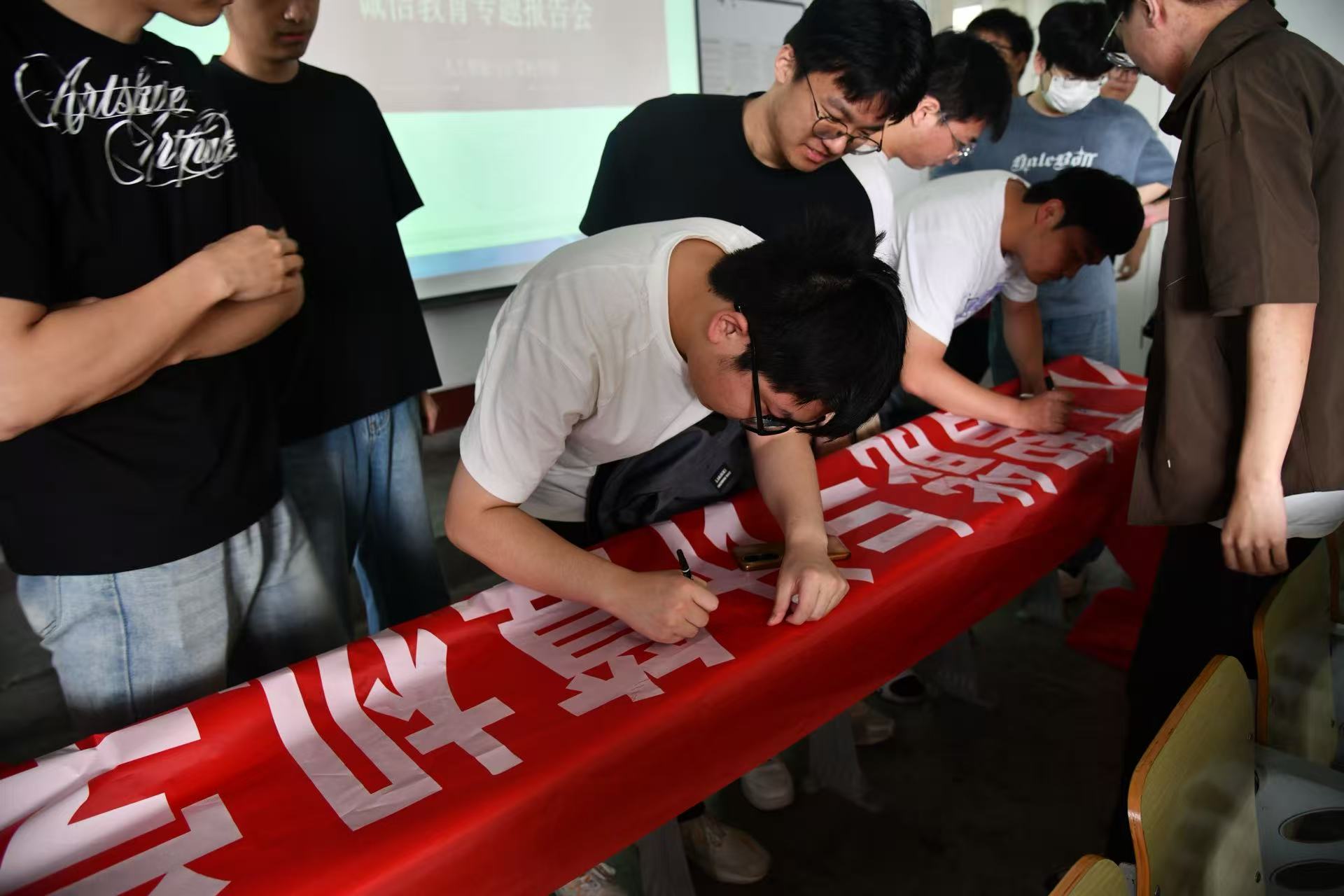 微信图片_2026-06-06_220834_475.jpg